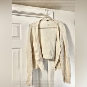 Free People Cream Cropped Sweater Size XL